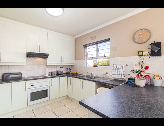 2 BEDROOM FREESTANDING FOR SALE IN SUNNINGDALE